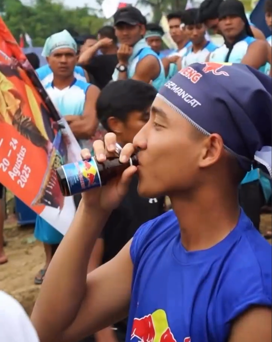 Kratingdaeng Fully Supports the Jalur Tuah Inayan Mondulang Untuang Team image 2